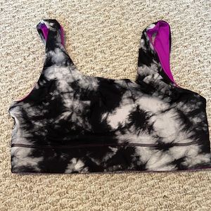 Fabletics High Impact Sports Bra - reversible